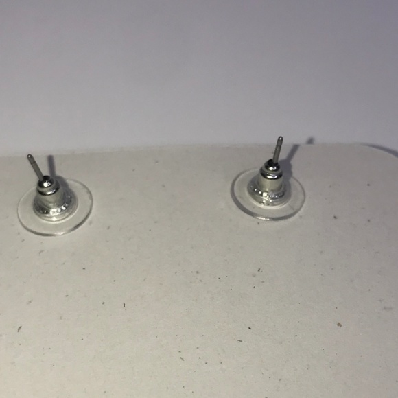 Silver Flower Earrings - Picture 3 of 3